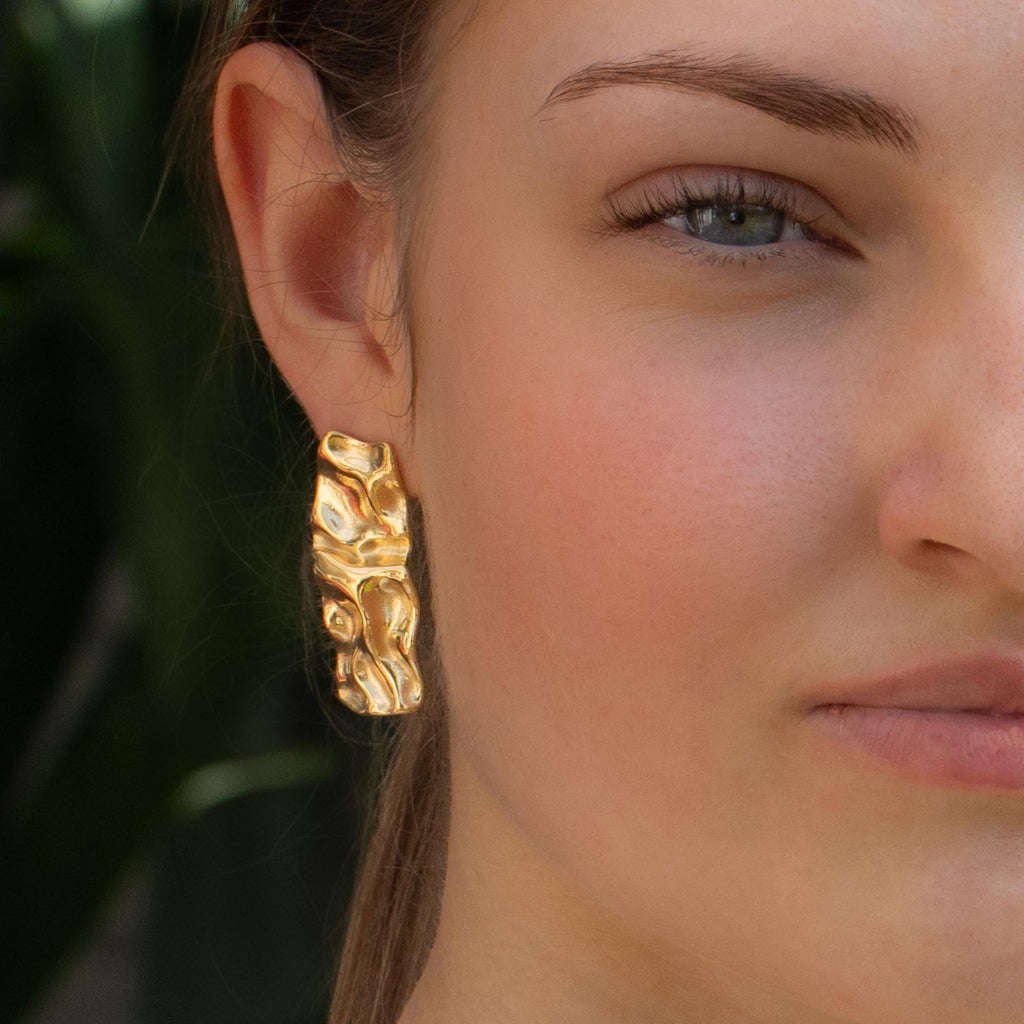 Crinkle Large Stud Earrings